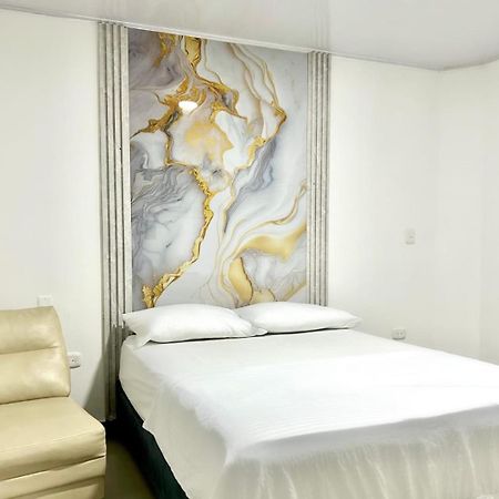 Hotel Brisas Del Mar Suite Санта-Марта Экстерьер фото